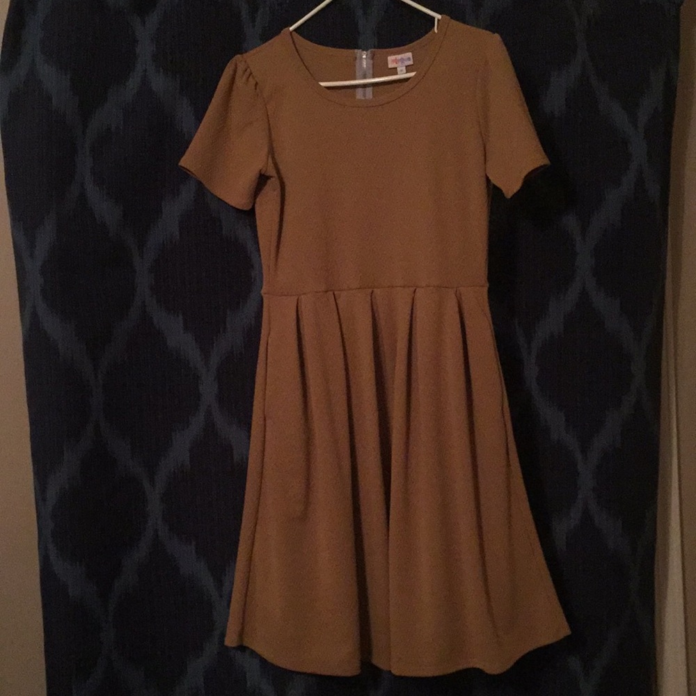 Lularoe Amelia